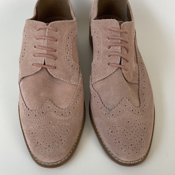 ASOS DESIGN  Pink Suede Wingtip Oxford - Picture 4 of 16